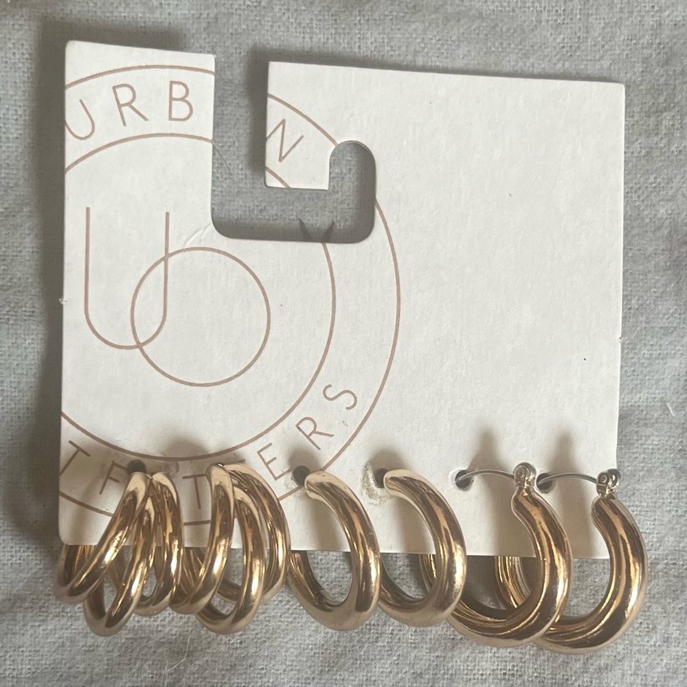 Urban Outfitters Shiny Gold Hoop Earrings set W/ one pair being a tripple huggie